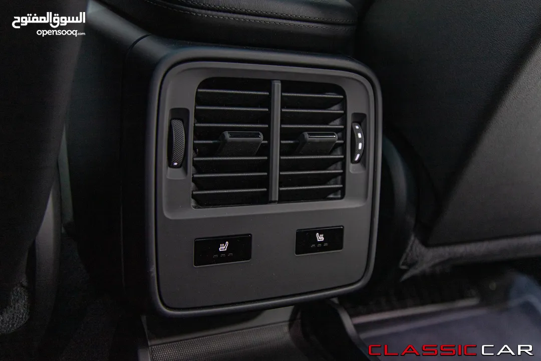 Porsche Taycan Turbo 2021 dual motor   كهربائية بالكامل  Full electric