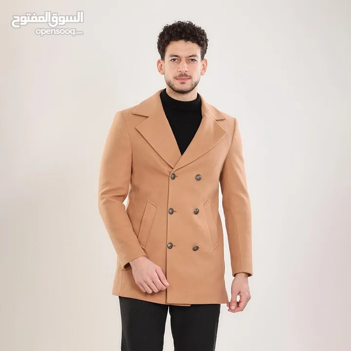 جاكيت بالطو رجالي بسعر مناسب و لون رائع غير ملبوس جديد و نظيف لون الجاكيت غريب و جميل مريح باللبس