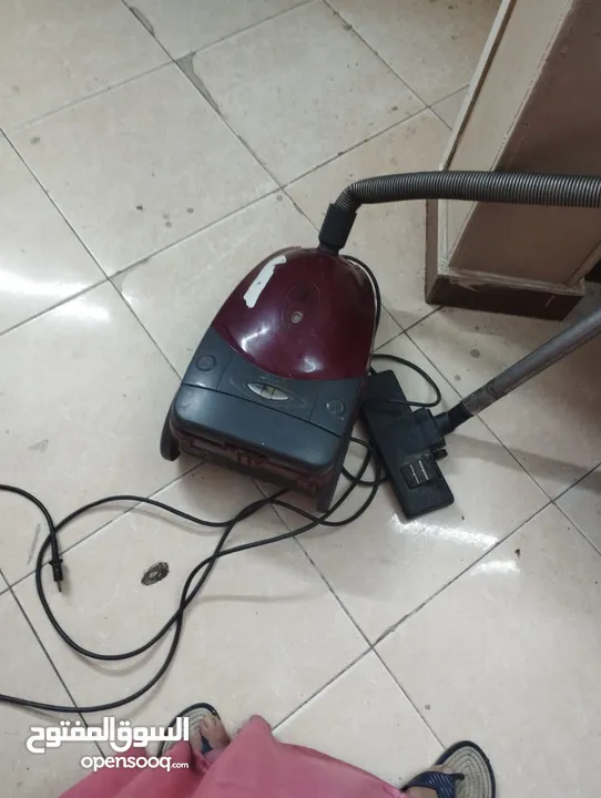 مكنسه كهرباءي