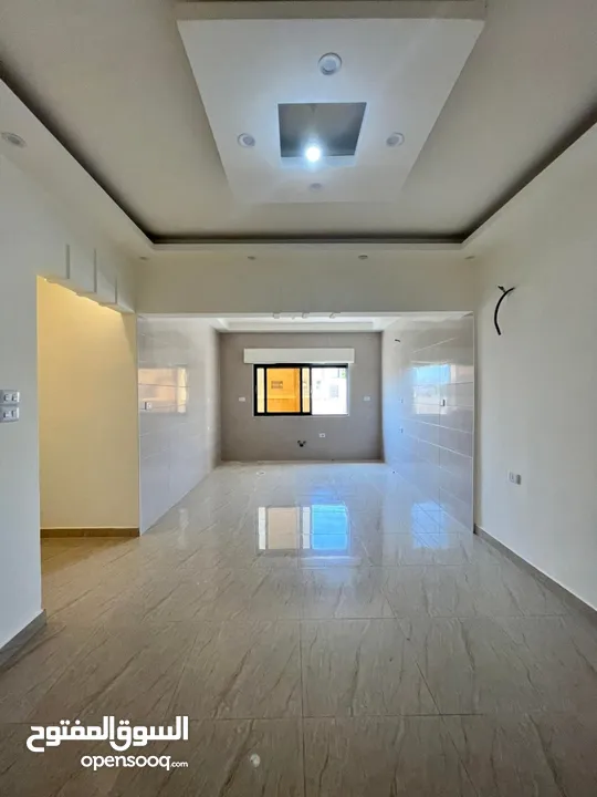 شقة لقطة (( ثاني ))  مع مصعد للبيع مساحة 137 متر في ضاحية الامير علي