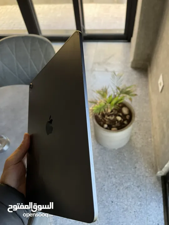 iPad Pro 12.9 inch وكالة بطارية 96%