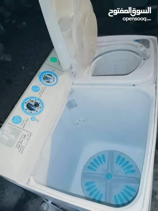 washing machine Hitachi 14 kilo wat 12 kilo spin made in Thailand good condition no problem