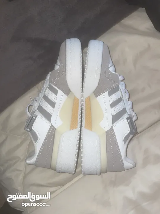 Adidas forum low