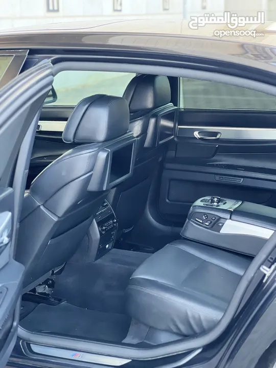 BMW750i long