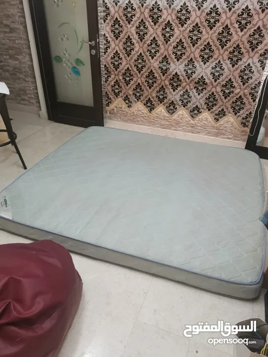 Bed mattress 180x200 very good condition