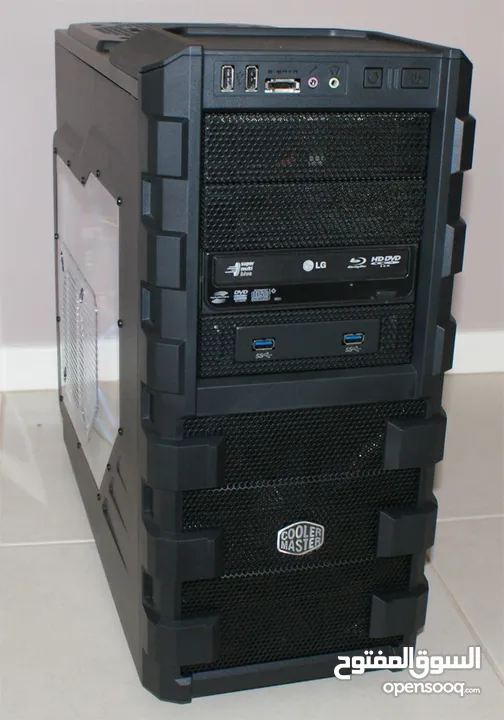 كيس فاضي cooler master haf 912