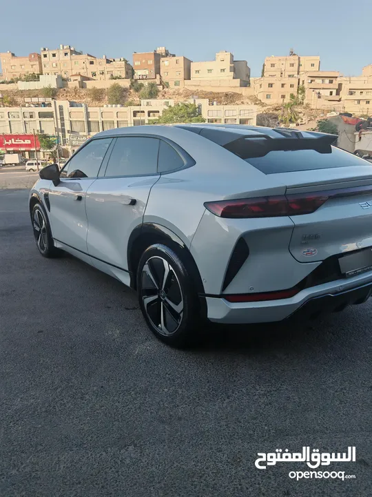 BYD SONG L        2023