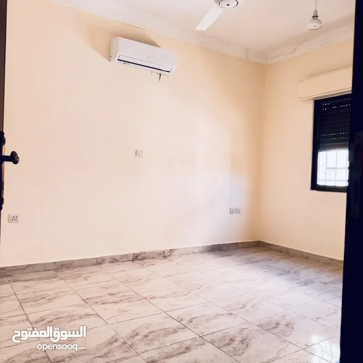 شقه مفروشه