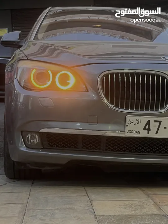 فل كامل BMW 740Li نظيفة جدا