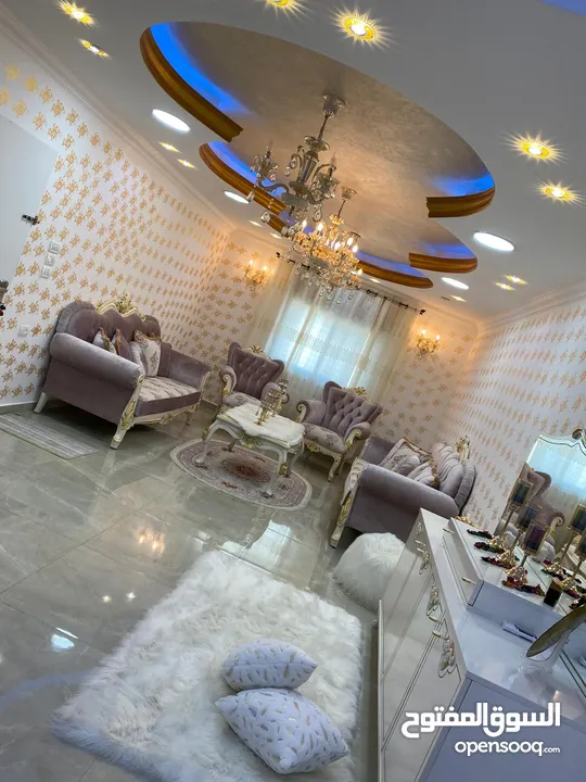 للايجار شقه ام الشرايط قرب سوبر ماركت الزغير منطقة قدس