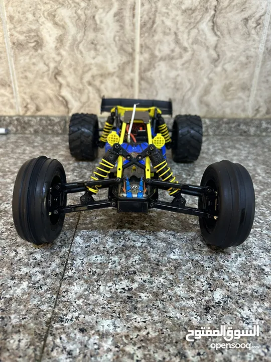 Rc wltoys سيارة  1/12 2wd