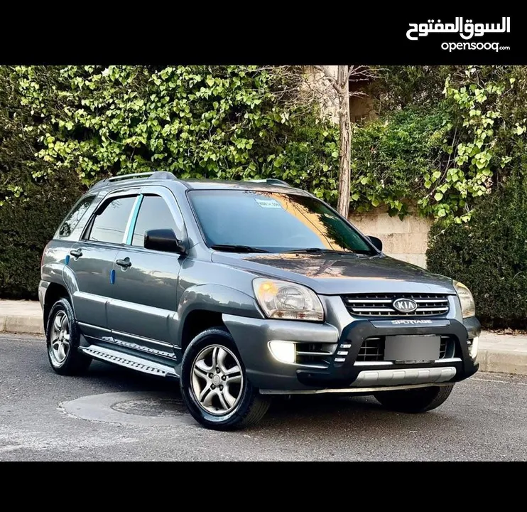 كيا سبورتج 2005 للبيع ب5500 قابل للتفاوض بشكل بسيط.