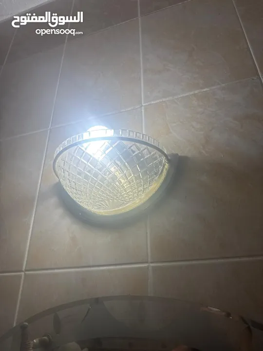 ثريات بسعر مغري