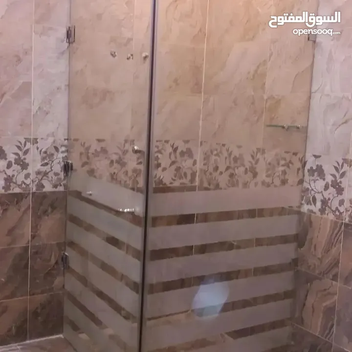 زجاج سكريت مقوى ومرايات وطاولات الطعام وأبواب زجاج