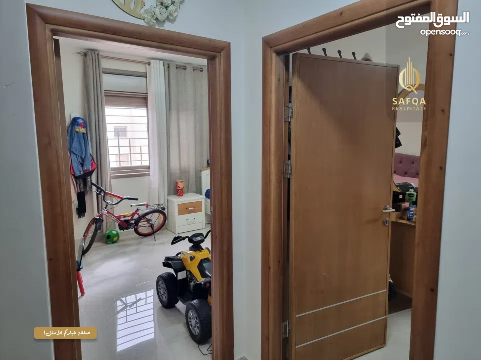 شقة للبيع بموقع مميز قريب لوسط البلد  مع اطلالة