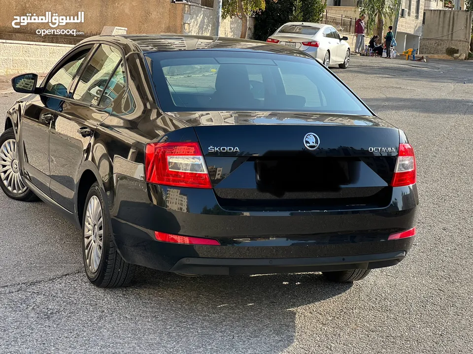 سكودا اوكتافيا 2016 بنزين
