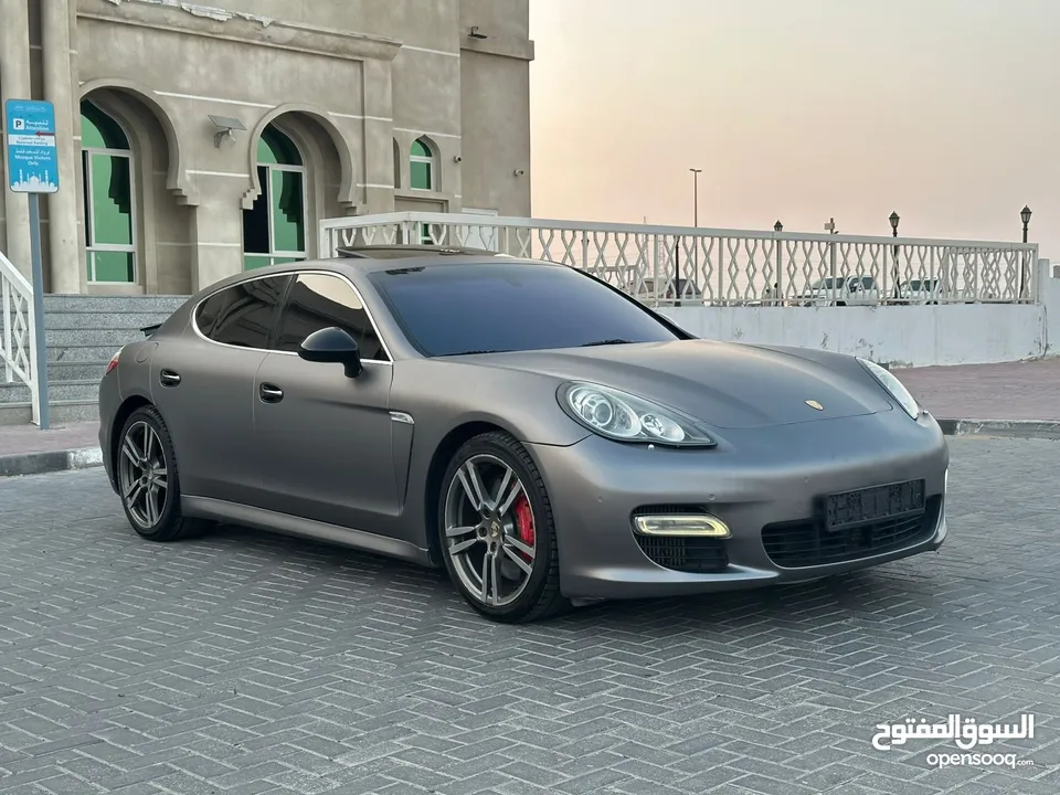 porche panamera 2010 turbo GCC first owner two orginal keys no accident