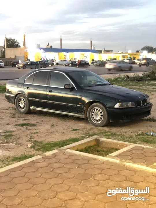 BMW E39 520i