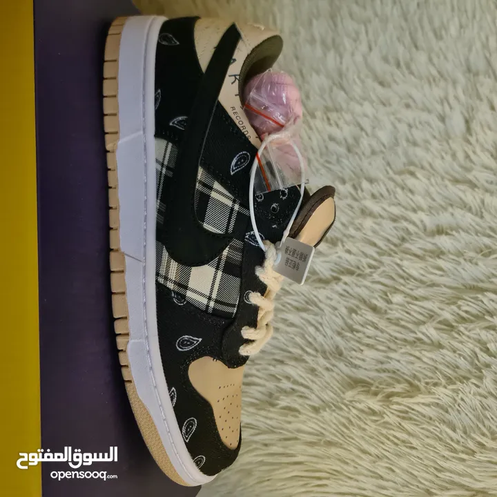 [نايكي جديد نمرة 43]  نايكي ترافيس سكوت نايكي اس بي دنك لو مميز ونادر