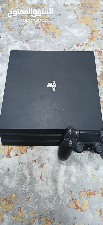 للبيع بلايستيشن برو نضيف مع قير اصلي نضيف