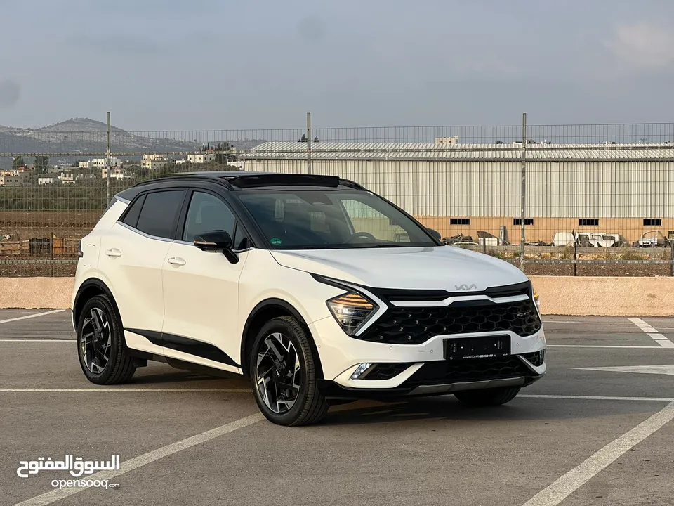 كايا سبورتاج  GT-Line Plug In /2022  فل الفل فتحة سقف بانوراما  فل مسكر  Plug In 4x4 -  271Hp