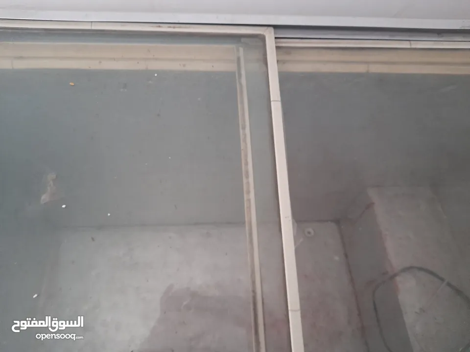 فريزر بطح للبيع شغال 100 الميه شركة