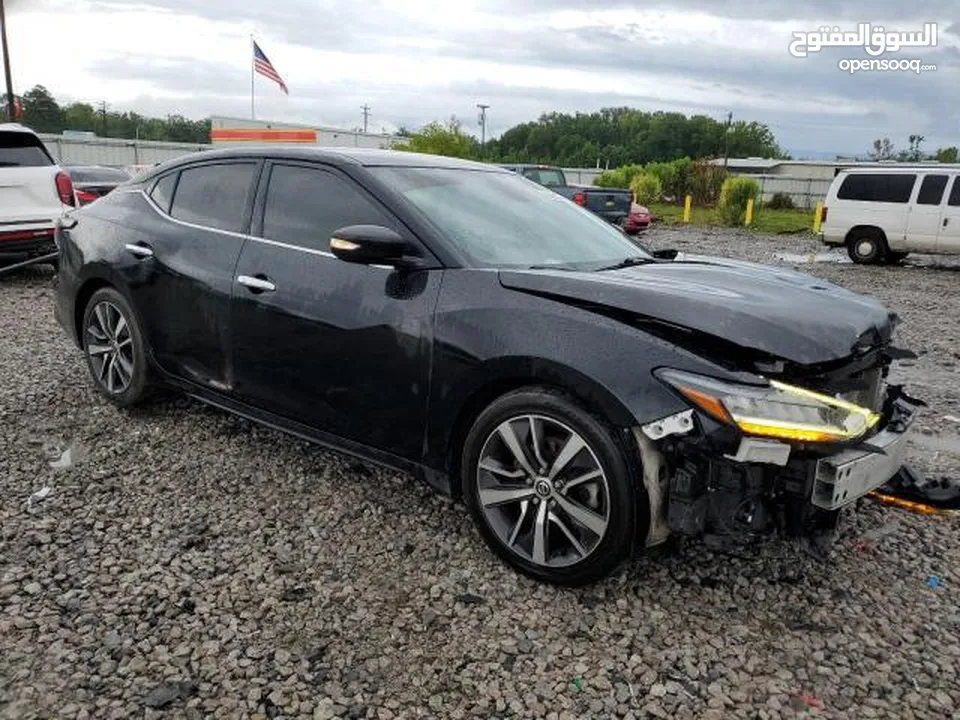 Nissan maxima SV 2020