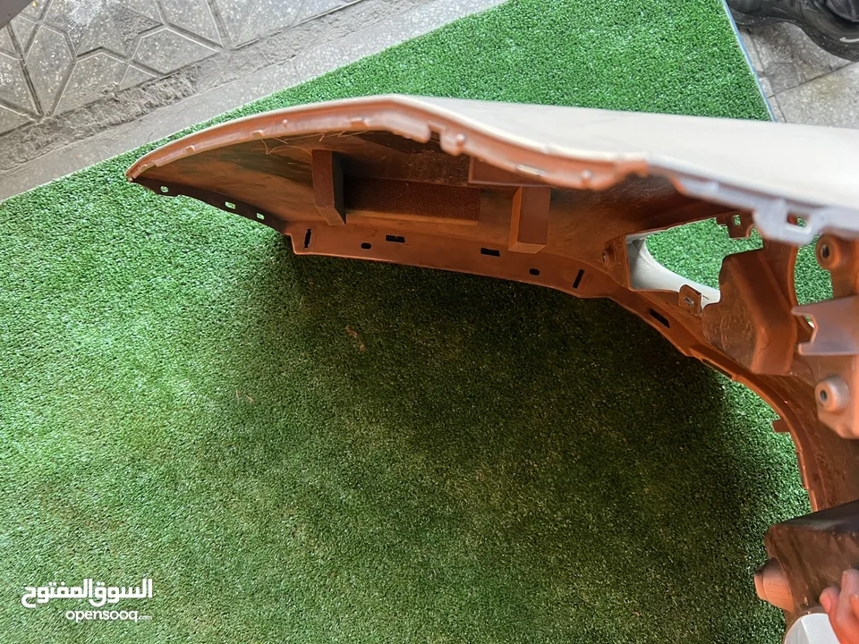 طمبون خلفي تويوتا بريوس 2016-2018  طمبون مستعمل اصلي ياباني  Toyota Prius 2016-2018 يوجد في كسر