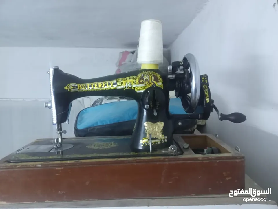ماكنة خياطة يدوية نوع الفراشه