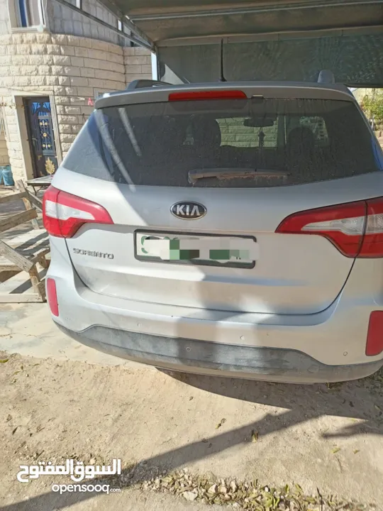 كيا سرينتو