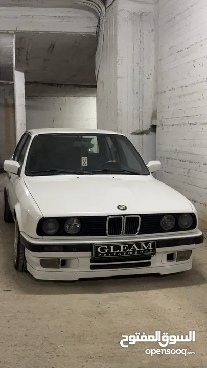 BMW E30 1988