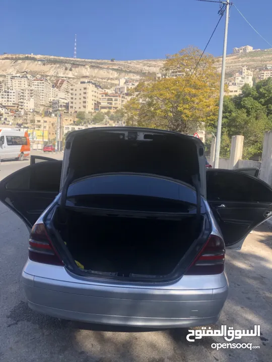 للبيع او البدل مرسيدس c220 اصل عمومي موديل 2006 بحالة ممتازه السعر 30 الف