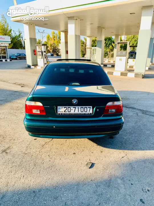 BMW E39 موديل 2000