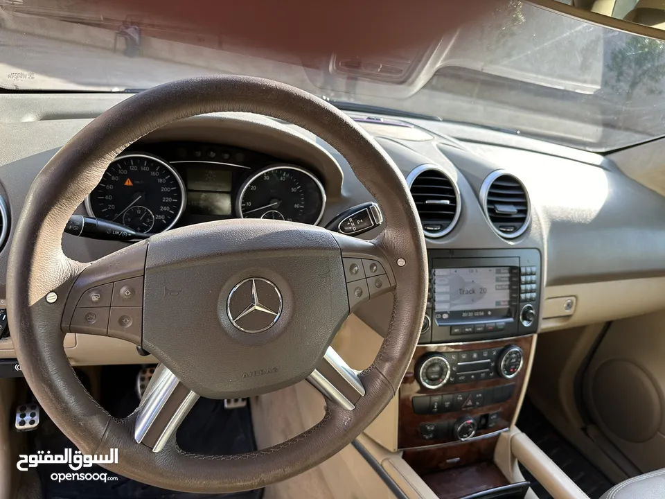 مرسيدس ML350 موديل 2006 بحالة ممتازة