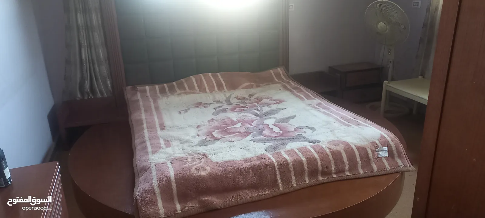 اثاث مختلف للبيع
