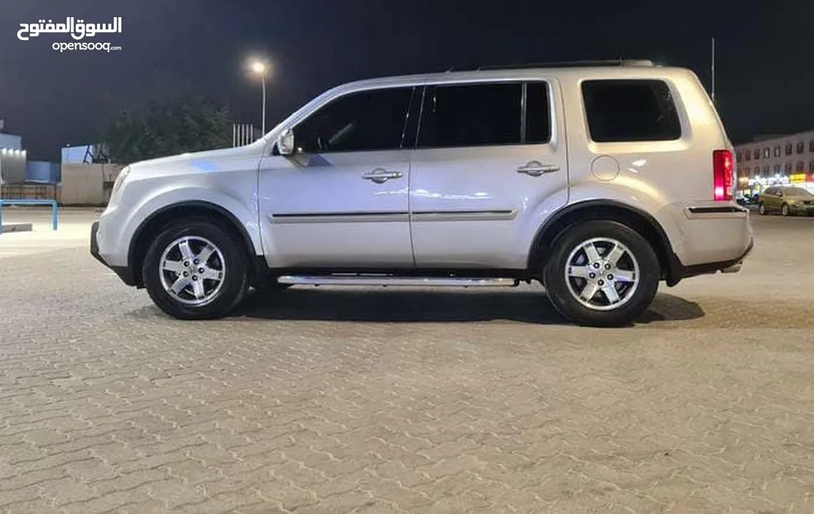 HONDA PILOT WITH GOOD CONDITION