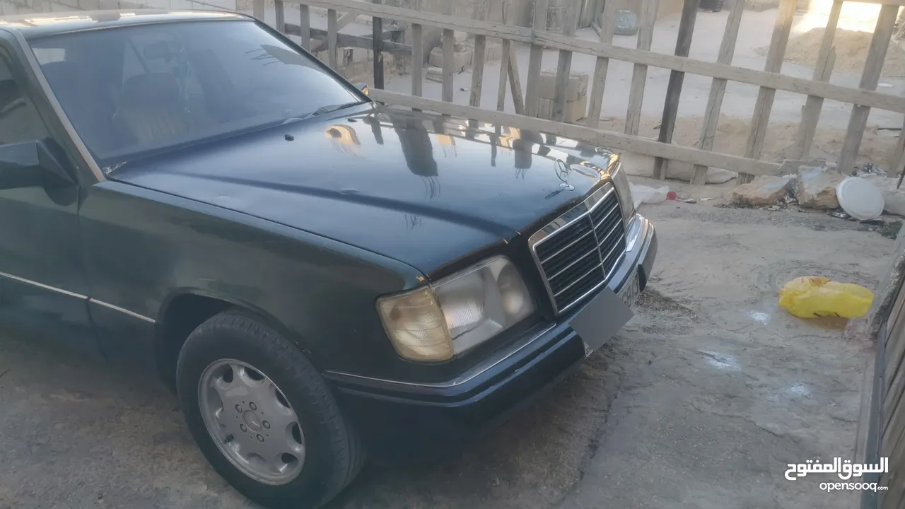 مرسيدس E200 موديل 1985 محدثه 95