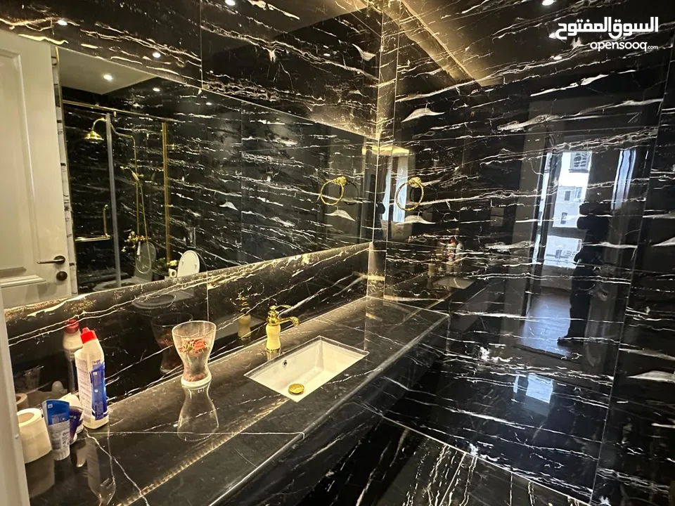 شقة 6 غرف نوم للايجار في الظهير ( Property 39856 )-175046761