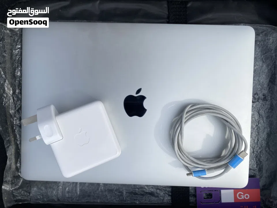 MacBook Pro 2017 model like brand new zero scratch’s