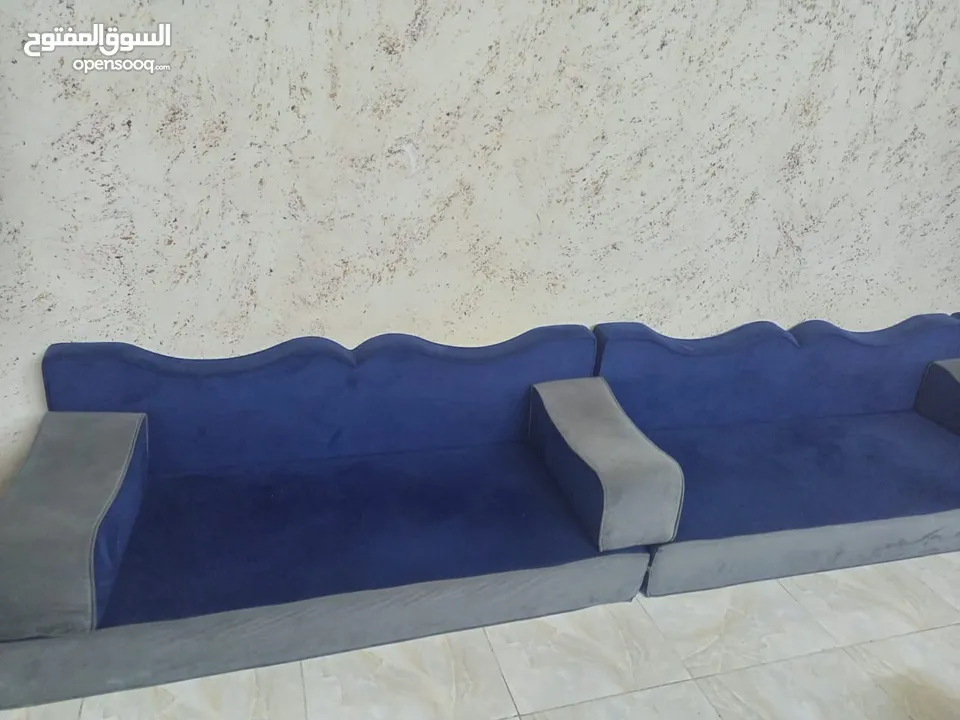 مجلس للبيع