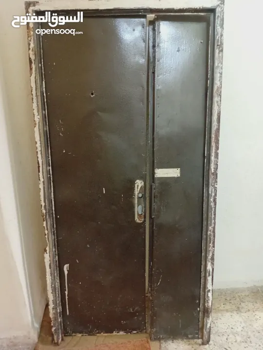 باب حديد للبيع 15 دنار