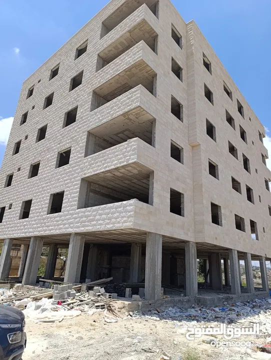 شقة سكنية مميزة أو العمارة كاملة