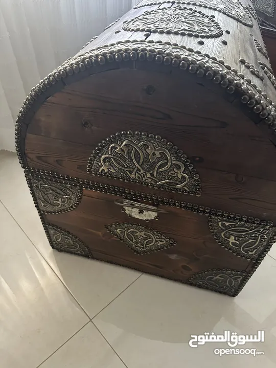 صندوق خشب كلاسيكي صندوق