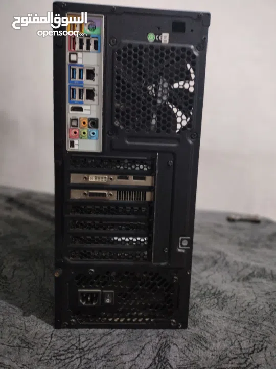 صندوق كمبيوتر بلوحه احترافيه اكستريم كامل القطع للبيع باقي المواصفات بوصف الاعلان
