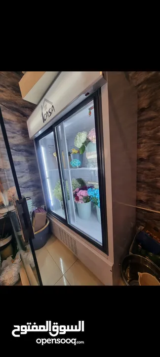 Shop furniture, equipment, machinery for urgent and immediate sale