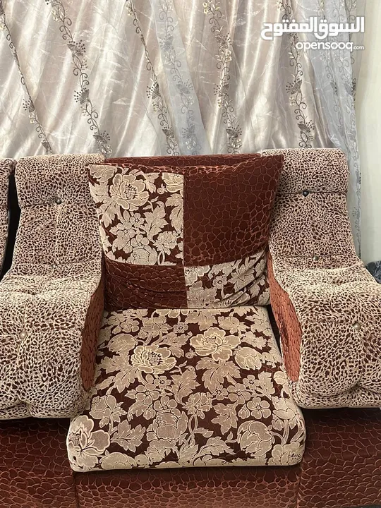 طقم كنب للصالون