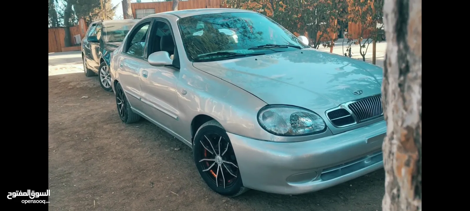 دايو لانوس موضيل 2002 بحاله جديدة