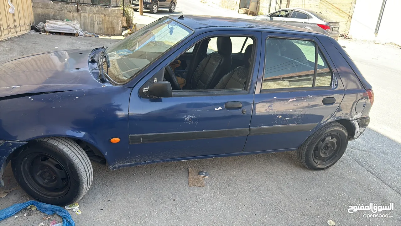 فوري فيستا موديل 2000