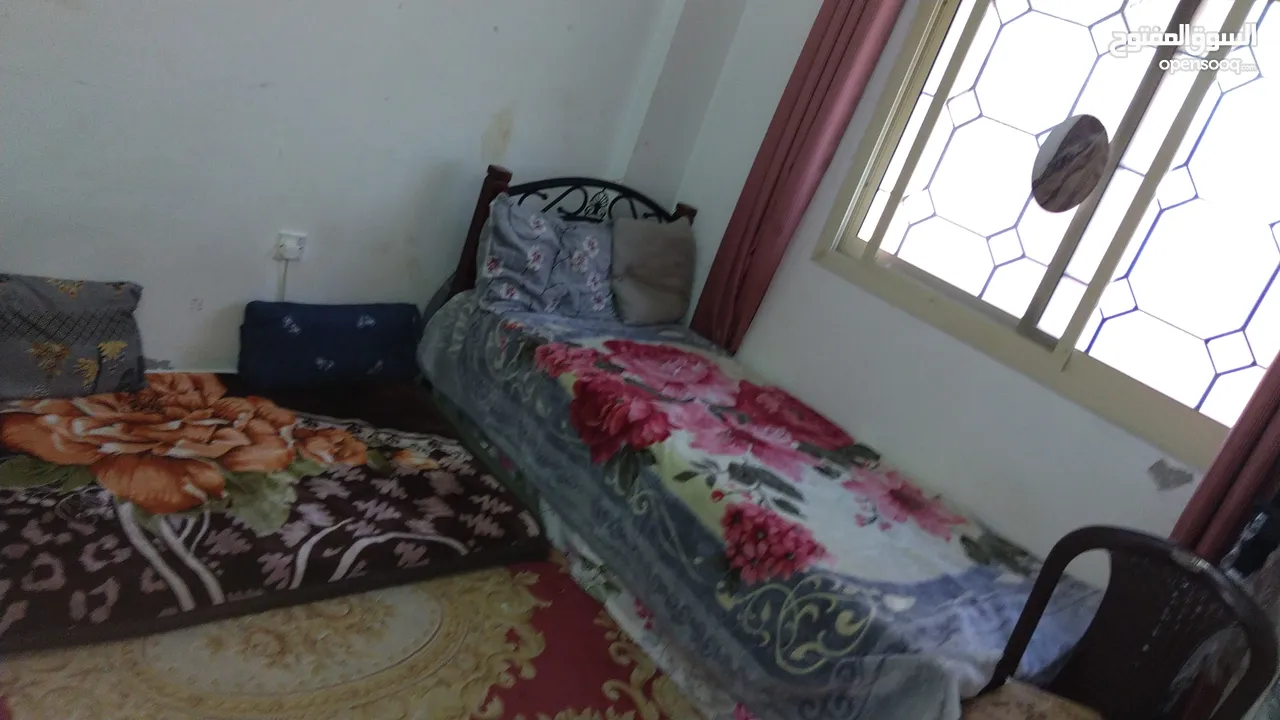 bed space near everyday mall