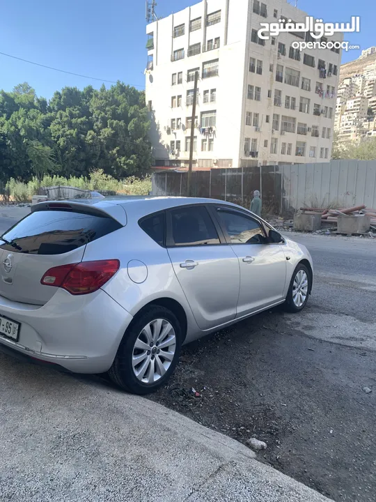 Opel astra 2013